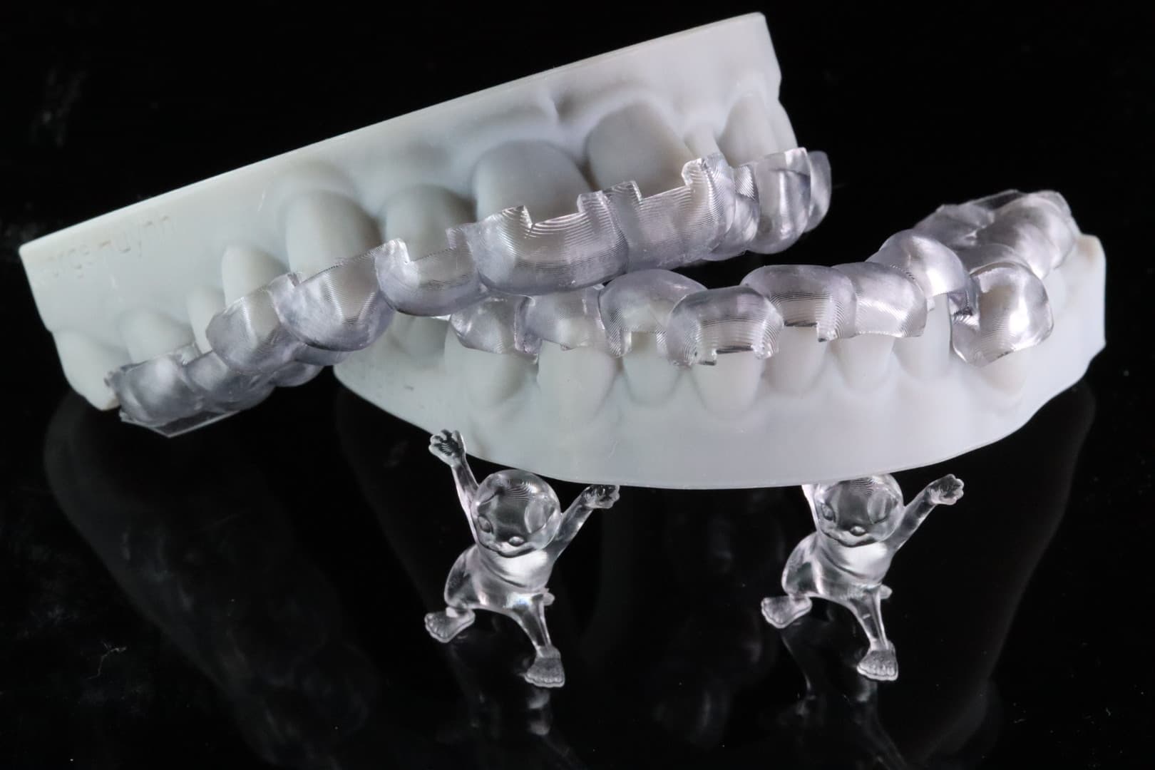 Figure 6: 3D printed indirect bonding tray – printed out of Dentaguide using an UltraGLOSS tray