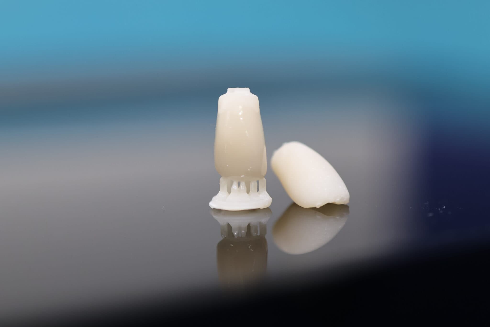 Figure 5: Rodin Rapid Ceram implant-bone provisional crown printed in 7 minutes – amazing