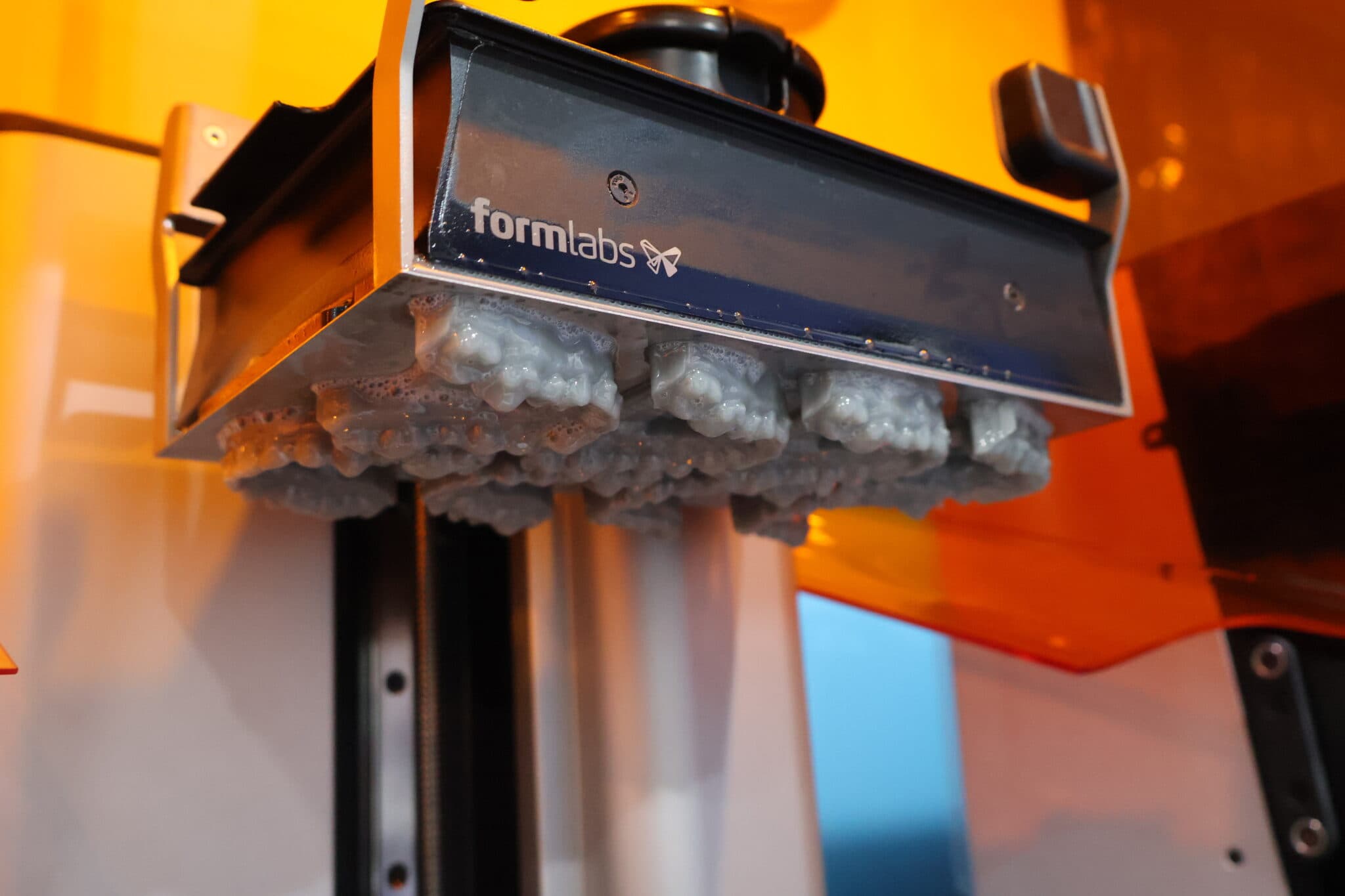 Figure 6: The flex plate gets a big tick from me – the Form 4B was build for bulk model printing